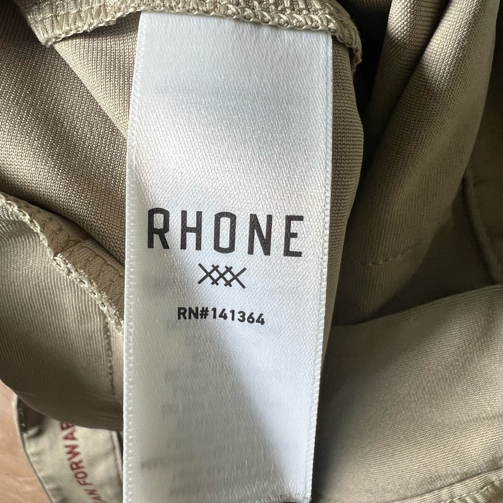 Rhone Men’s 9" Commuter® Shorts Size 34 Tan Khaki Performance Golf Shorts - Picture 10 of 13